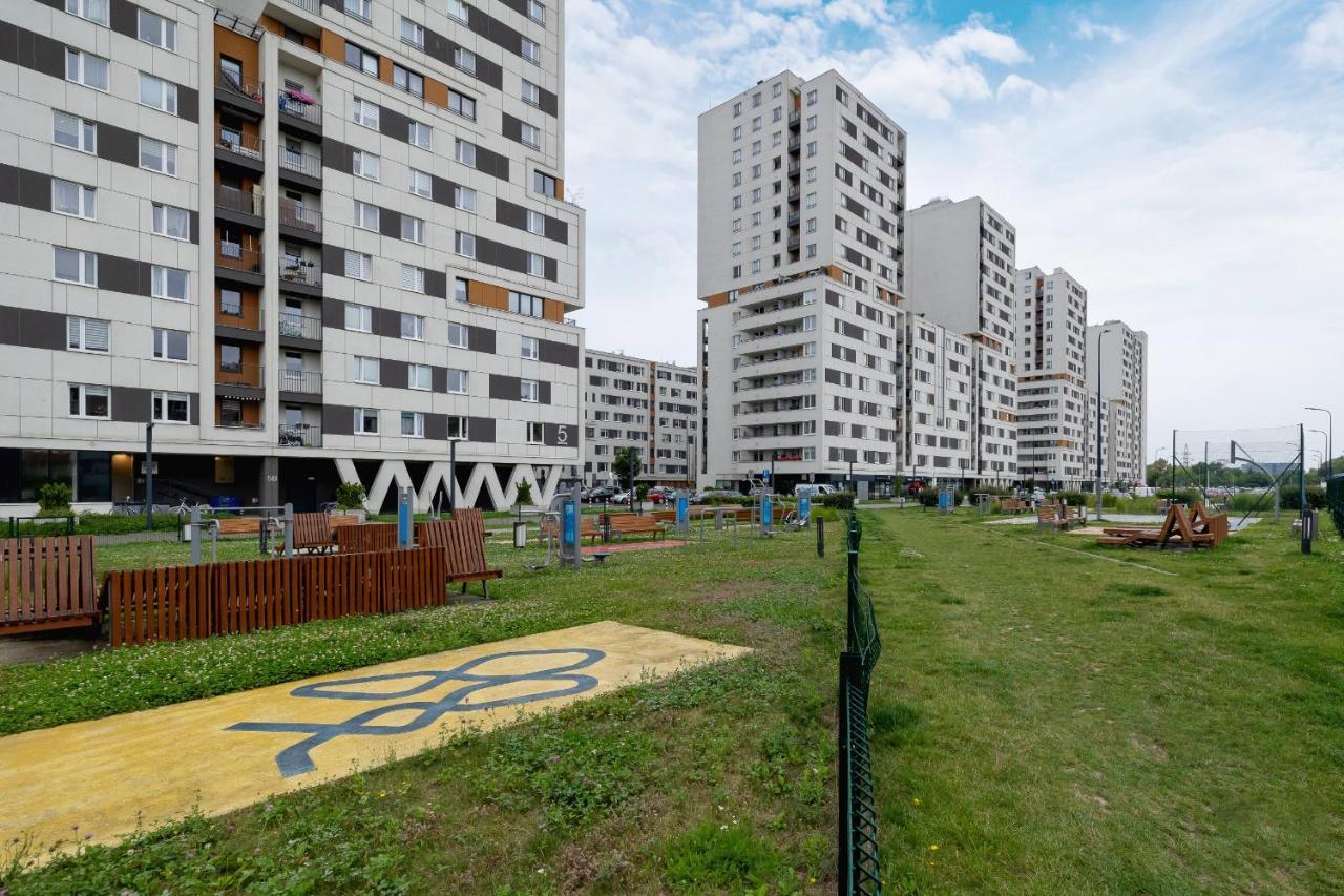 Osiedle Avia Harmonious Apartment With Balcony & Parking Cracow By Renters Prestige Krasków Exterior foto