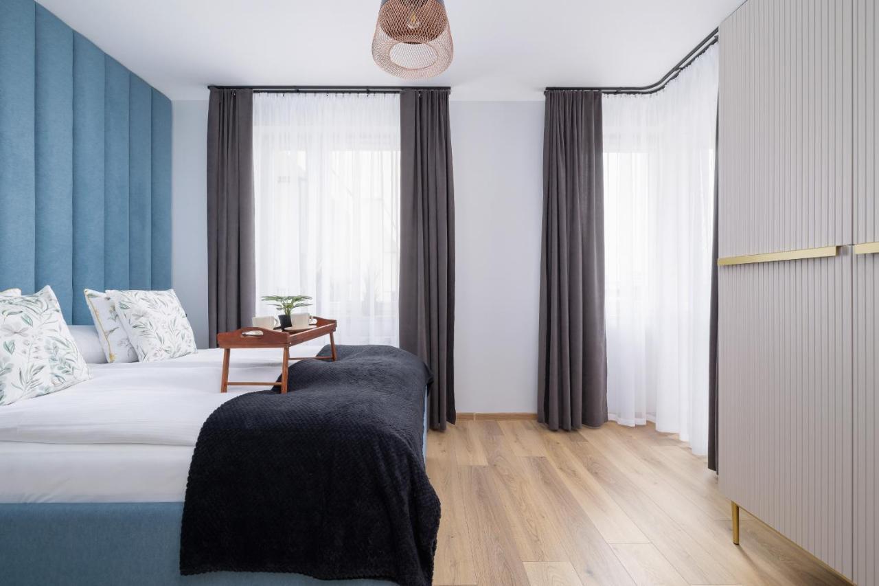 Osiedle Avia Harmonious Apartment With Balcony & Parking Cracow By Renters Prestige Krasków Exterior foto